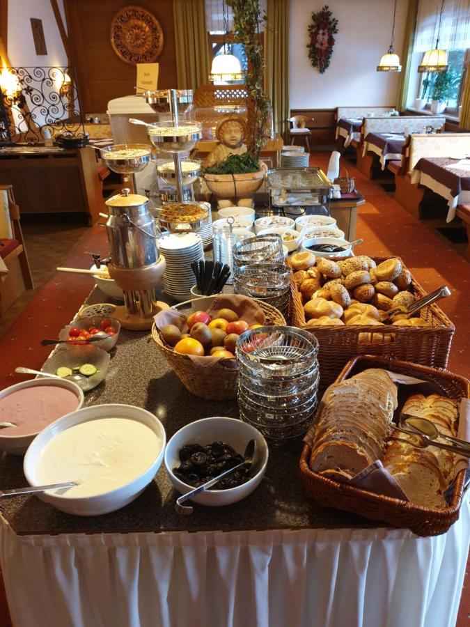 ליוטאש Hotel Hochland מראה חיצוני תמונה