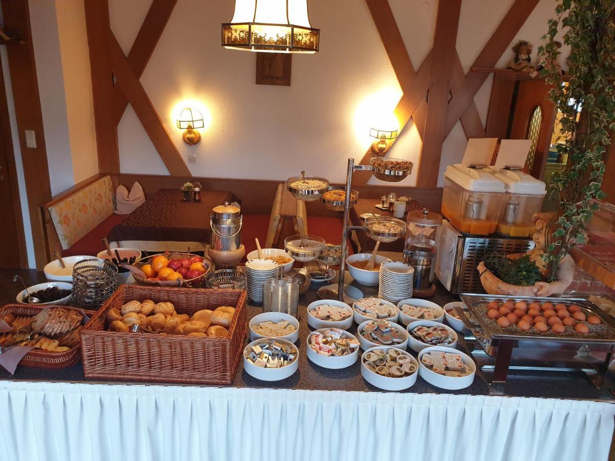 ליוטאש Hotel Hochland מראה חיצוני תמונה